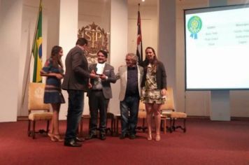 Foto - Sagres ganha selo município Verde Azul e Prêmio Franco Montoro
